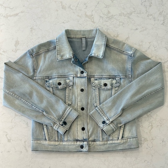 Athleta Double Time Denim Jacket Women’s Small - Picture 16 of 16